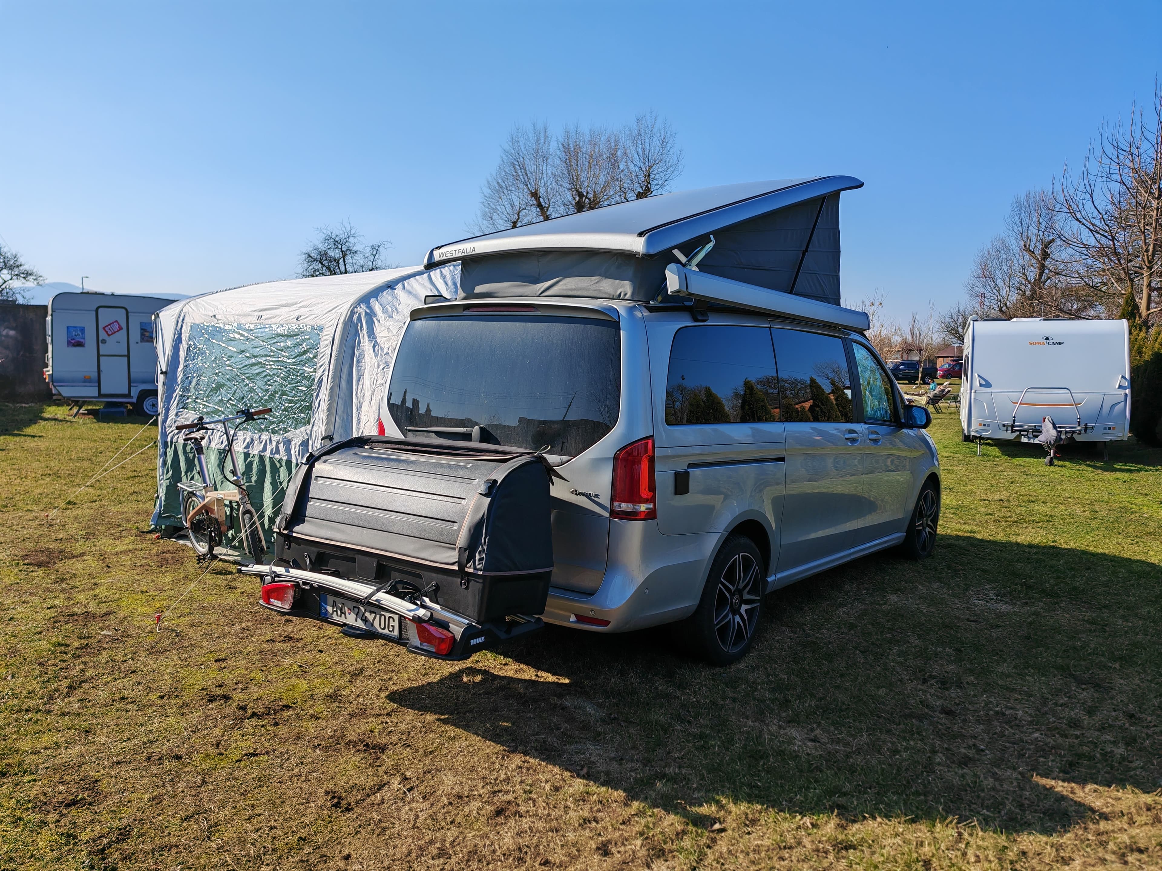 Otvorená kuchyňa zozadu